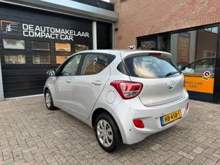 Foto 19 van Hyundai I10 1.0i i-Motion Comfort | ORIGINEEL 21.889 KM  | 2E EIGENAAR | CLIMATE | CRUISE | ELEK> PA
