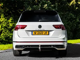Foto 17 van Volkswagen Tiguan 1.5 TSI R-Line | IQ Lights | Trekhaak