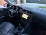 Foto 21 van Volkswagen Tiguan 1.4 TSI ACT Highline (bj 2017) DynAudio|Camera|LED|HuD