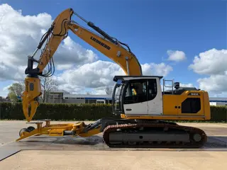 Liebherr R922 LC Car Dismantler (bj 2020)