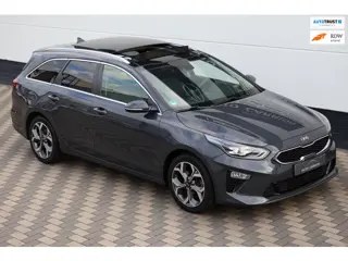 Kia Ceed Sportswagon 1.4 T-GDi ExecutiveLine Pano Leer luxe!