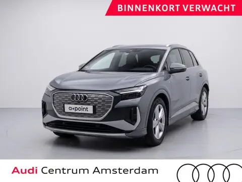 Audi Q4 e-tron 40 Advanced edition 77 kWh 204 pk S-tronic | Navigatie | Parkeersensoren (Park assist