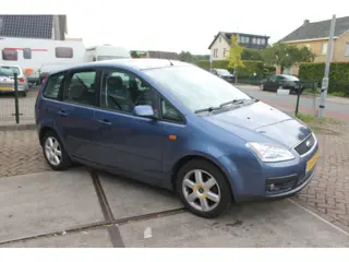 Foto 12 van Ford Focus C-Max 1.6-16V Futura