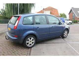 Foto 13 van Ford Focus C-Max 1.6-16V Futura