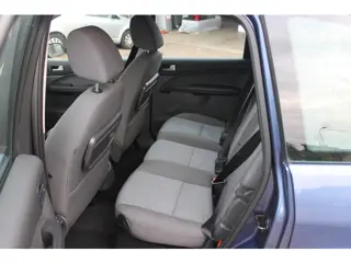 Foto 19 van Ford Focus C-Max 1.6-16V Futura
