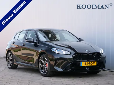BMW 1-serie 116 automaat 123pk M Sportpakket Pro Stoelverwarming /  Camera / Keyless entry