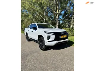 Mitsubishi L 200 2.2 DI-D Double Cab Instyle