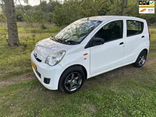 Daihatsu Cuore 1.0 Trend APK 05-08-2027