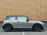 Foto 25 van MINI 3-deurs 1.5 Cooper Chili | Origineel Nederlands | NAP | Keyless go/entry | Stoelverwarming | Ai