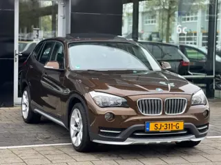 Foto 16 van BMW X1 BMW X1 sDrive20i 184PK AUTOMAAT | PANO | CAMERA | LEDER | 92.399 KM