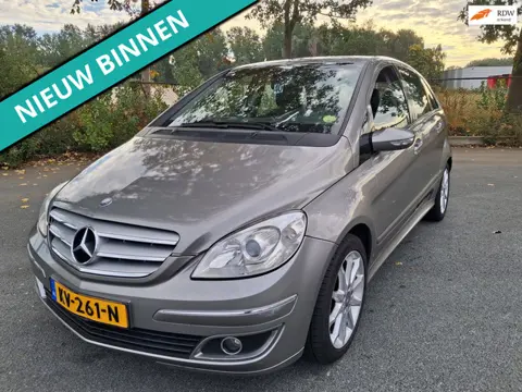 Mercedes-Benz B-klasse 200 NETTE AUTO RIJDT EN SCHAKELT GOED