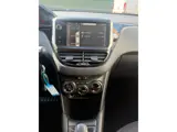 Foto 29 van Peugeot 208 1.2 VTi Allure APK/AIRCO (bj 2013)