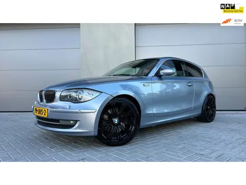 BMW 1-serie 130i High Exe, Nieuwe motor! 265PK, Leder