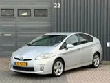 Foto 21 van Toyota Prius 1.8 Dynamic|Camera|Trekhaak|Navi|Head-UP|Massage|Dealer Onderhouden