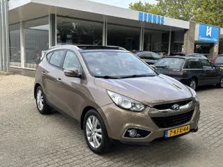 Foto 20 van Hyundai ix35 2.0i 4WD i-Catcher Leder Pano Keyless Camera