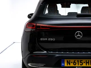 Foto 16 van Mercedes-Benz EQA 250 Business Solution Luxury 67 kWh | SOH 96% | Stoelverw. | Sfeerverl. | Camera |