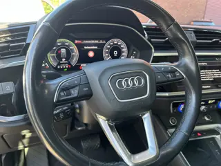 Foto 15 van Audi Q3 45 TFSI e S edition S-Line // NAVI + CARPLAY // SONOS AUDIO // ADAPTIVE CRUISE // FULL LED /