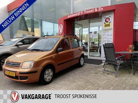 Fiat Panda 1.2 Edizione Cool,Stuurbekrachting,Centarledeurvergrendeling op Afstand,Trekhaak,Dakrail,