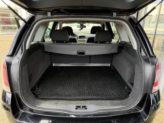 Foto 12 van Opel Astra Wagon 1.6 Temptation 116PK | AUTOMAAT | NL AUTO | NAP | Airco | Cruise Control | Lichtmet