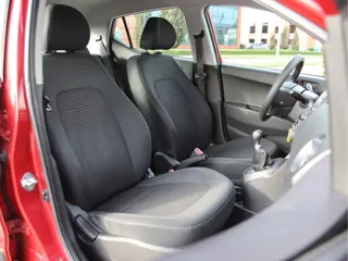 Foto 11 van Hyundai i10 1.0i Comfort Carplay-Navi, NAP, Cruise, Airco Aanbieding!