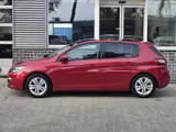 Foto 22 van Peugeot 308 1.2 PureTech Blue Lion Pano Apk Tm 08-2027