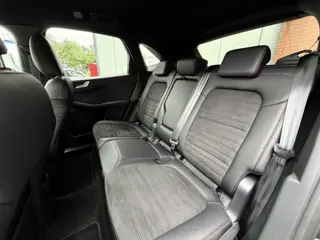 Foto 20 van Ford Kuga 2.5 PHEV ST-Line | Carplay | Stoel/ Stuur verwarming | DAB | Cruise control