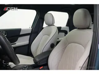 Foto 18 van MINI Countryman 1.5 Cooper S E ALL4 | Panorama | Chester | Camera
