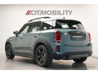 Foto 17 van MINI Countryman 1.5 Cooper S E ALL4 | Panorama | Chester | Camera