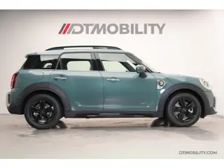 Foto 12 van MINI Countryman 1.5 Cooper S E ALL4 | Panorama | Chester | Camera
