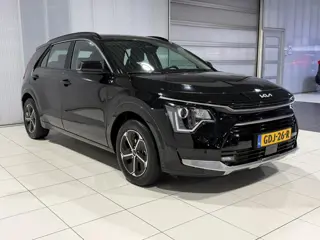 Foto 15 van Kia Niro 1.6 GDi Hybrid DynamicLine Trekhaak, Apple Carplay/Android Auto, Navigatie, Camera.