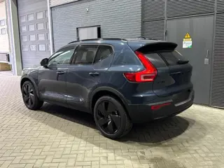 Foto 7 van Volvo XC40 2.0 B3 Plus Black Edition | Harman/Kardon | BLIS | 360° Camera | Pilot Assist | Stoel+Stu