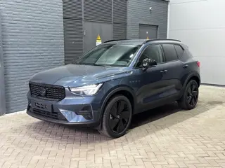 Foto 8 van Volvo XC40 2.0 B3 Plus Black Edition | Harman/Kardon | BLIS | 360° Camera | Pilot Assist | Stoel+Stu
