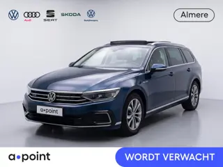 Volkswagen Passat Variant 1.4 TSI PHEV GTE Business 218 pk Automaat | Navigatie | Panoramadak | Trek