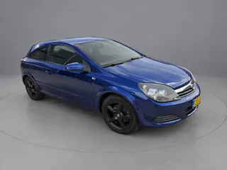 Foto 13 van Opel Astra GTC 1.4 Enjoy (bj 2005)