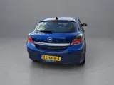 Foto 24 van Opel Astra GTC 1.4 Enjoy (bj 2005)