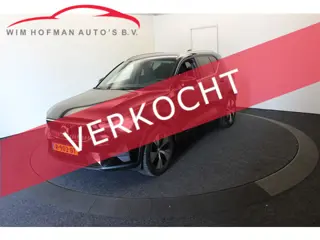 Volvo XC40 1.5 T4 Essential Bright Nw model Trekhaak Carplay Virtual Cockpit All-season