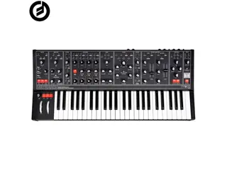 Moog Matriarch Dark