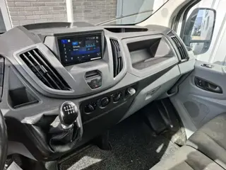 Foto 18 van Ford Transit 310 2.0 TDCI L3H2 Trend! 2e EIGENAAR! Airco l Navi l Cruise l Trekhaak! GOED ONDERHOUDE