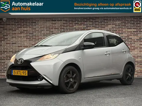 Toyota Aygo 1.0 VVT-i x-play
