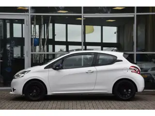 Foto 18 van Peugeot 208 1.0 VTi LIKE | APPLE CARPLAY | AIRCO | CRUISE CONTROL | NAP | 103.769 KM