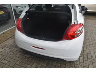 Foto 16 van Peugeot 208 1.0 VTi LIKE | APPLE CARPLAY | AIRCO | CRUISE CONTROL | NAP | 103.769 KM