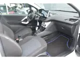 Foto 23 van Peugeot 208 1.0 VTi LIKE | APPLE CARPLAY | AIRCO | CRUISE CONTROL | NAP | 103.769 KM