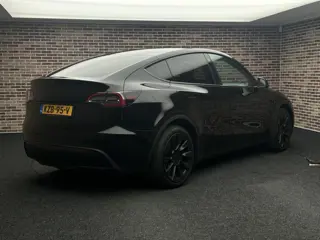 Foto 13 van Tesla Model Y Long Range AWD 75 kWh