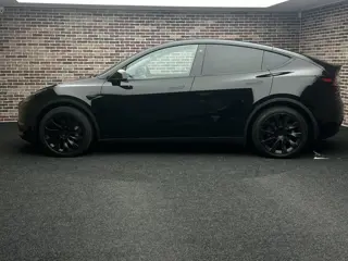 Foto 17 van Tesla Model Y Long Range AWD 75 kWh