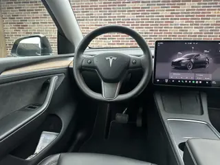 Foto 12 van Tesla Model Y Long Range AWD 75 kWh