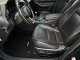 Foto 25 van Mazda CX-30 2.0 e-SkyActiv-X M Hybrid Comfort / Keyless / Trekhaak / 18"LM / Carplay / Navi / PDC +