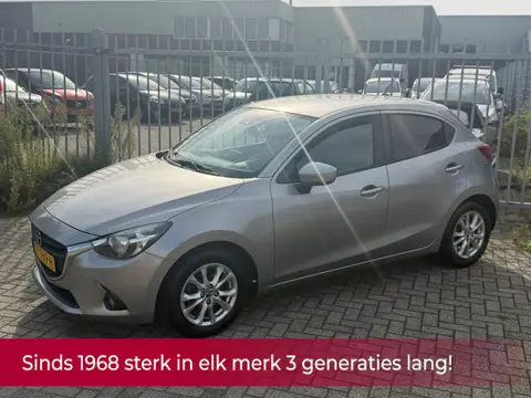 Mazda 2 1.5 Skyactiv-G TS+ 5 deurs 90PK! Navi l Cruise l PDC l Elek pakket l LMV l 2e eigenaar l TOP