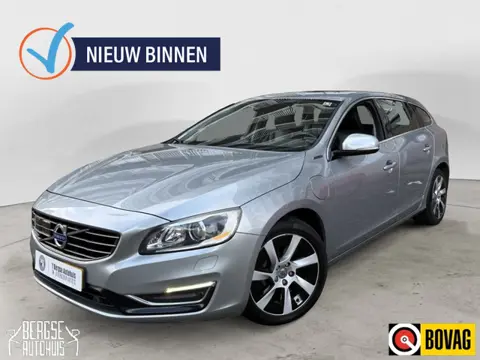 Volvo V60 2.4 D6 AWD Plug-In Hybrid SCHUIFDAK MEMORY