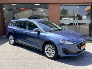 Foto 14 van Ford FOCUS Wagon 1.0 EcoBoost Connected Stoel/Stuur/Voorruit verwarming | Apple Carplay/Android Auto