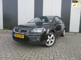 Foto 29 van Ford Focus 2.0-16V Rally Edition